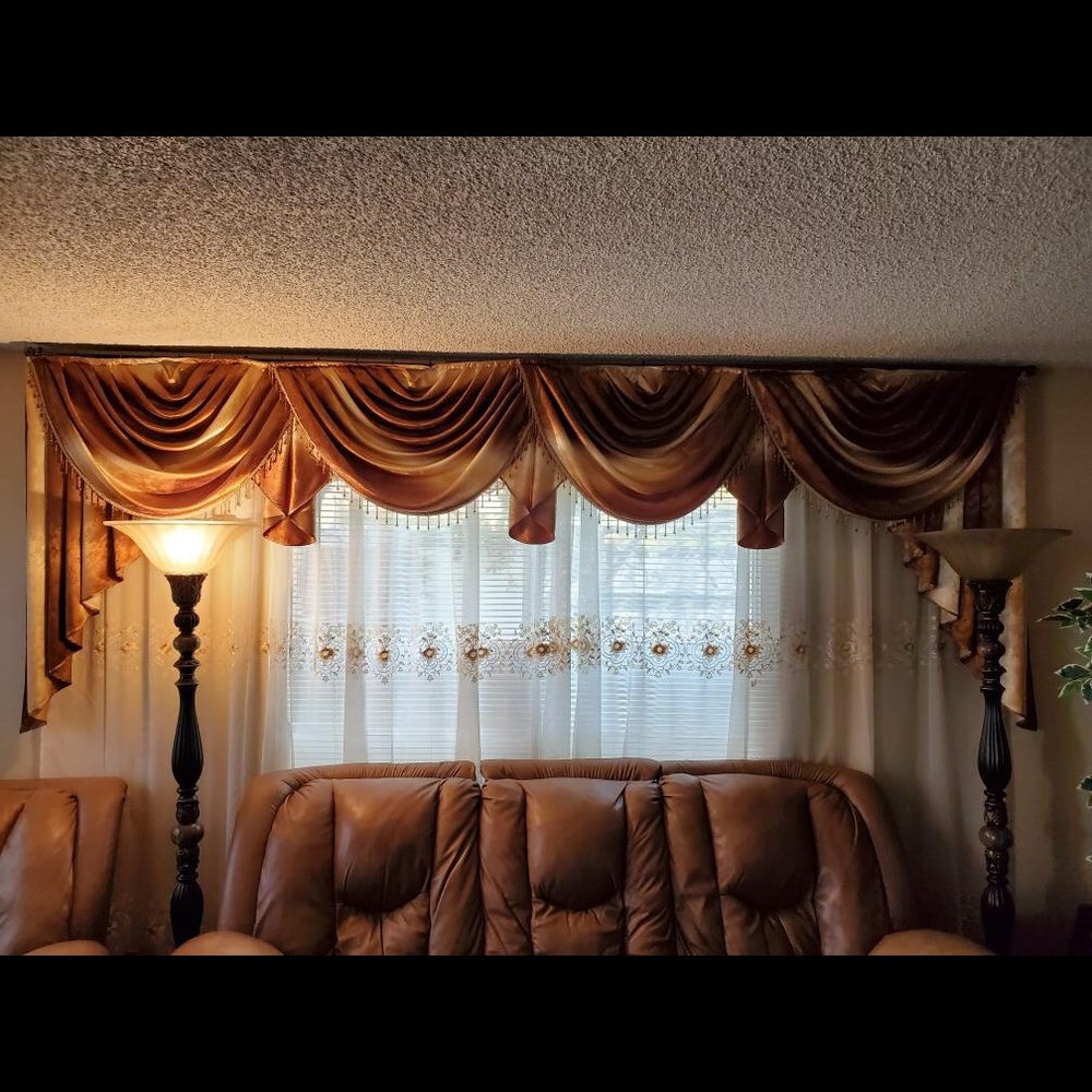 Curtain